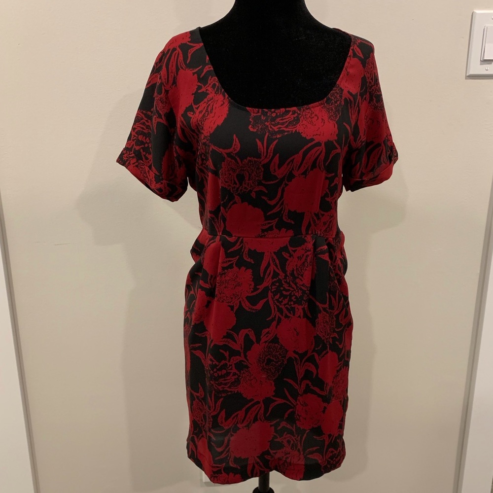 Rose Pattern Midi Dress